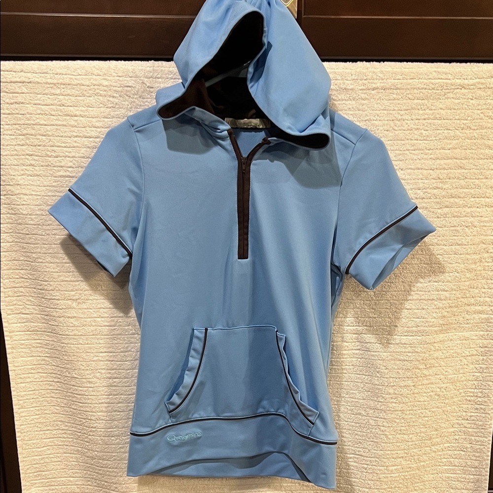 Blue and Brown Short Sleeve Women’s Golf Hoodie Tee